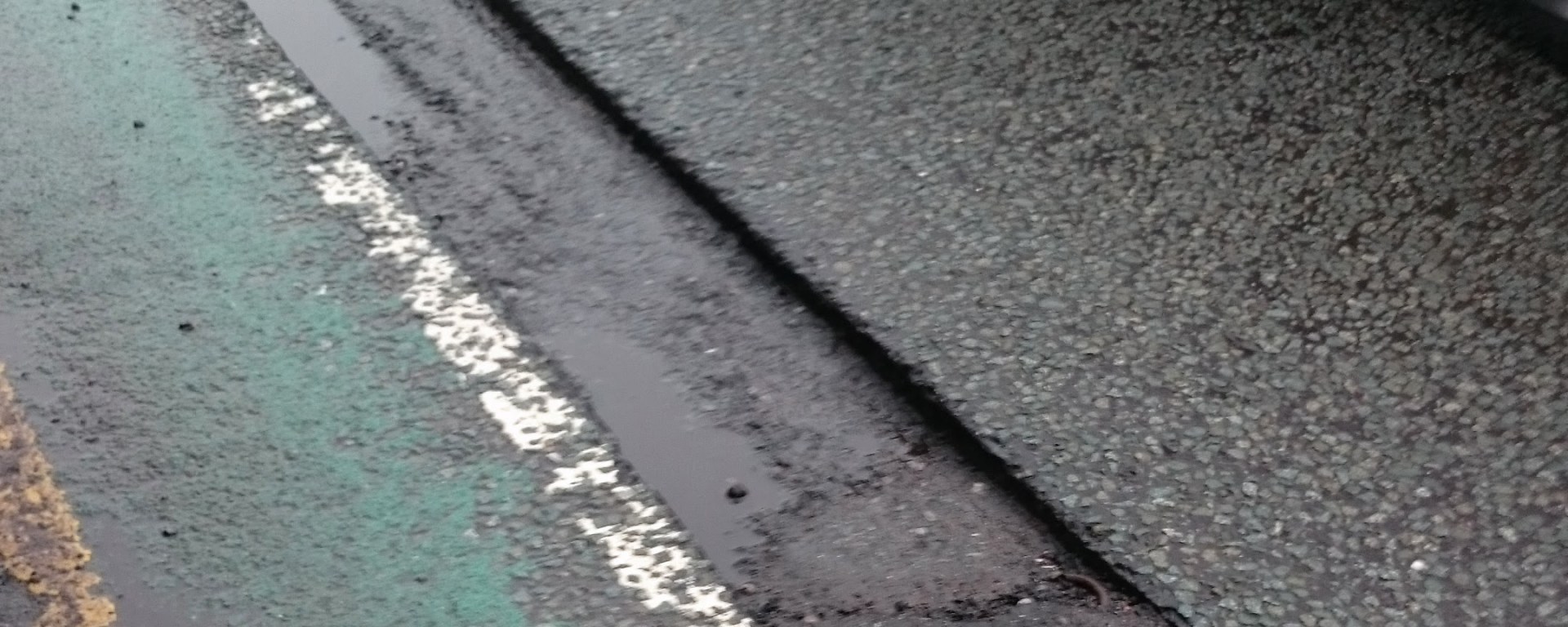 Pothole on Barlow Moor Road