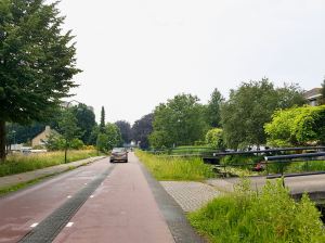 Fietstraat (cycle street), with bridges going to houses to the right