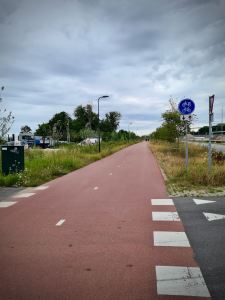 Nice wide and smooth cycle path next to the A44