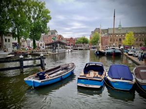 Boats on the Rijn, looking towards Beestenmarkt