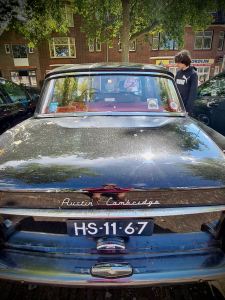 Old Austin Cambridge on Kaasmarkt