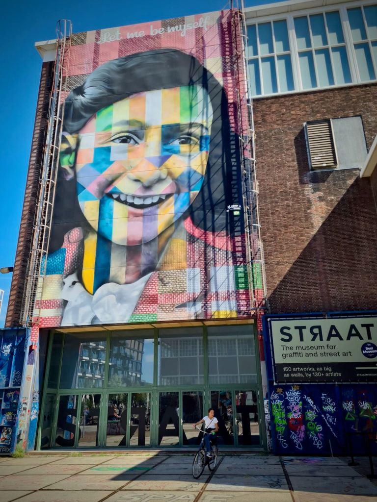 STRAAT Museum entrance