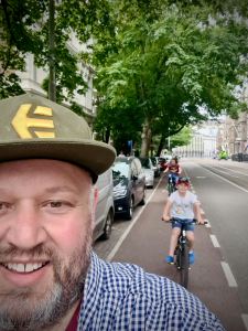 Just a painted lane on Weteringschans