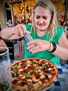 Pizza at De Pizzabakkers, in Dam Square