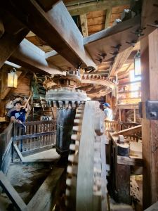 Inside windmill Verfmolen De Kat