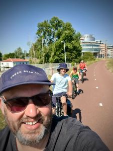 Riding along the S152