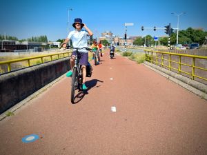 Riding along the S152