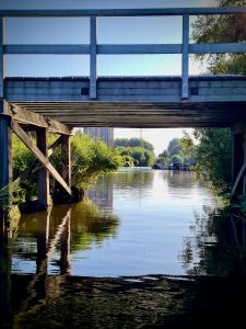 Walking and cycling bridge and Noorder Valdeursloot in the background