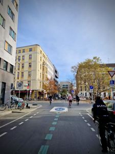 Approaching Alte Schönhauser Str.