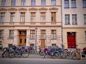 Cycle parking on Krausnickstraße