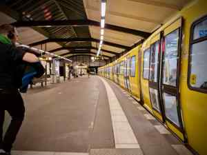 U-Bahn train inside Wittenbergplatz station