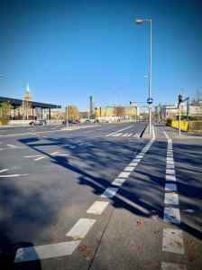 Approaching Potsdamer Brücke bridge