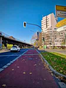 Cycle lane on Gitschiner Straße