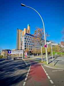 Crossing Gabriele-Tergit-Promenade