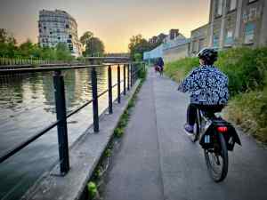 Riding on the River Avon Trail