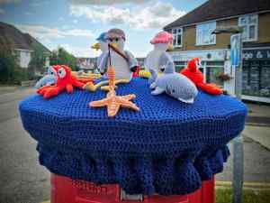 Post box topper in Bearsted