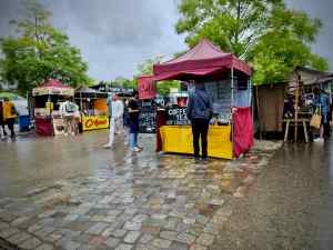 Wandering the market stalls