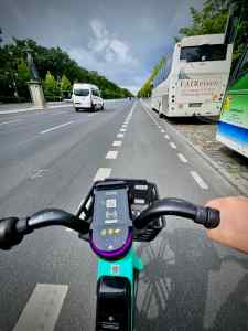 Dodgy cycle lane on Straße des 17. Juni