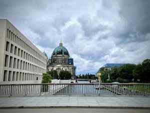 On Rathausbrücke bridge