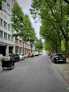 Riding along Wallstraße
