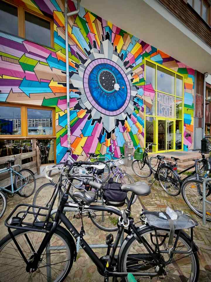 Bikes and art outside Holzmarkt 25