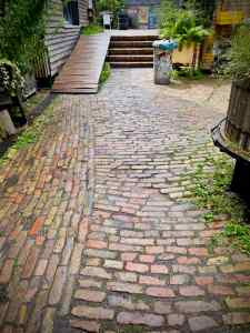 Attractive flooring at Holzmarkt 25