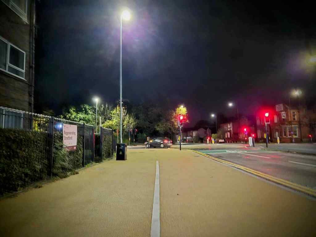 Disappointing missed opportunity at the Kingsway / Barton Road junction