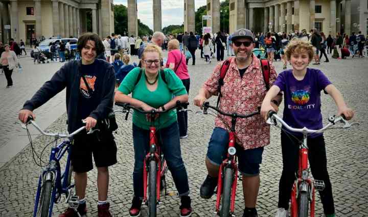 The family in front of the Brandenburg Gate