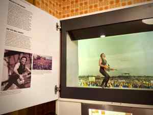 Bruce Springsteen playing East Berlin in 1988 before the wall came down