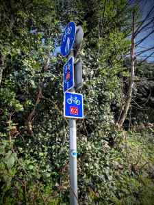 NCN 62 signage