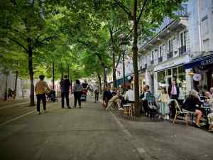 People sitting outside on Place du Dr Félix Lobligeois