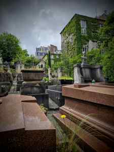 In Cimetière de Saint-Vincent