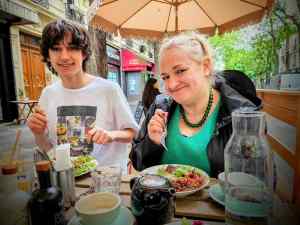 Lunch at Mignon Café, Rue Caulaincourt