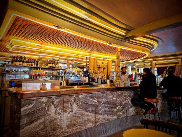 The bar in Café des Deux Moulins