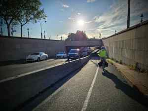 Traffic-free Quai des Tuileries