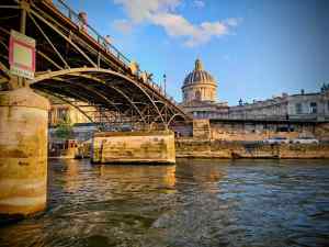 Passing under Pont des Arts