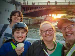 Pont au Double selfie