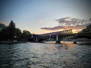 Looking towards Pont de Sully