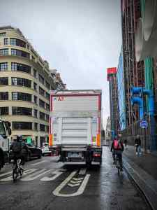 Lorry parked over the kerb on Rue Beaubourg
