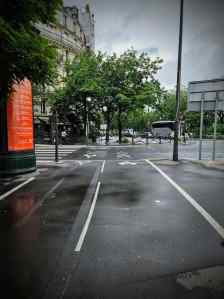 Cycle path across Boulevard Morland