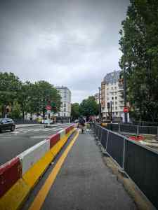 Temporary cycle lane on Rue Louis Blanc