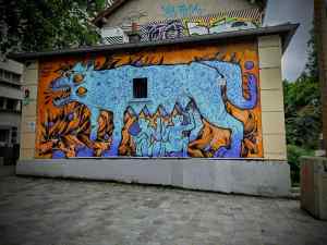 Street art on Quai de la Loire