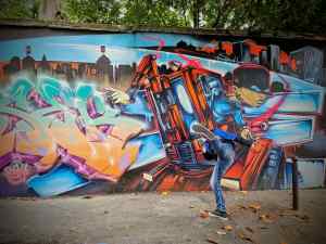 Street art on Rue Henri Noguères