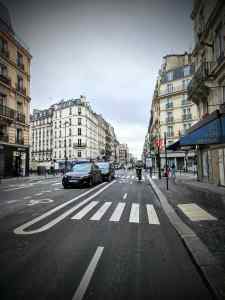 Bidirectional cycle lane on Rue La Fayette