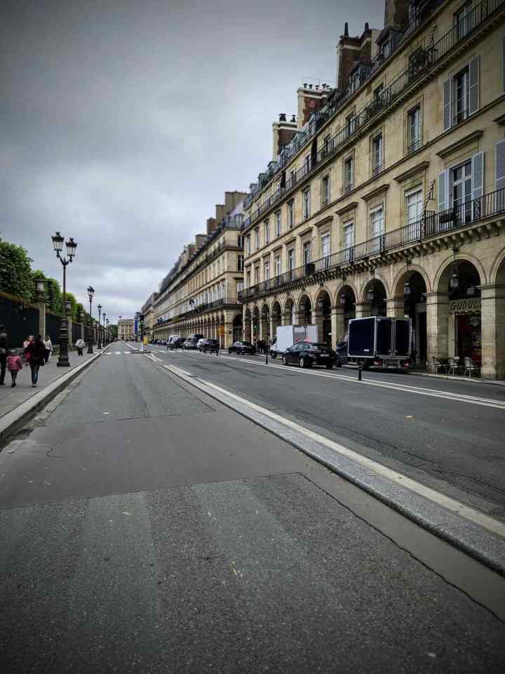 Massive cycle lanes on Rue de Rivoli