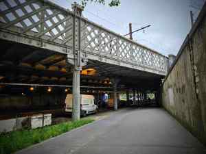 Under the railway lines to Paris Bercy Bourgogne - Pays d'Auvergne