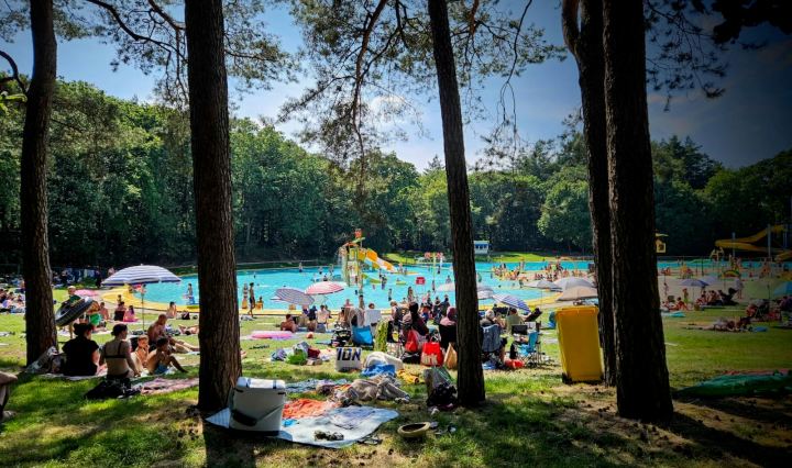 The pools at Bosbad Amersfoort