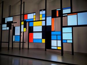 Digital displays in the Mondriaanhuis