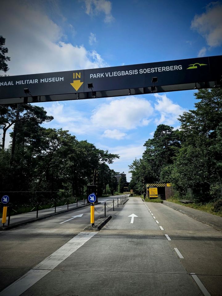 Nationaal Militair Museum entrance