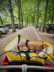 Riding back to Duinrell with the shopping